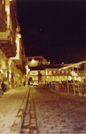 Tall bike in Peru: Night in the market